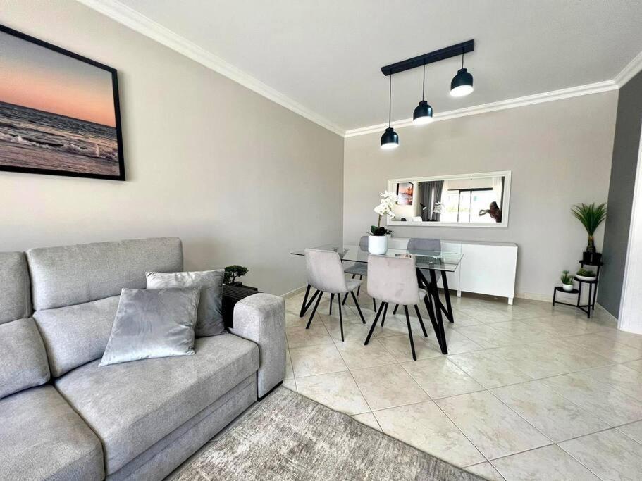 Luxury Modern Beach Apartment Куартейра Екстер'єр фото