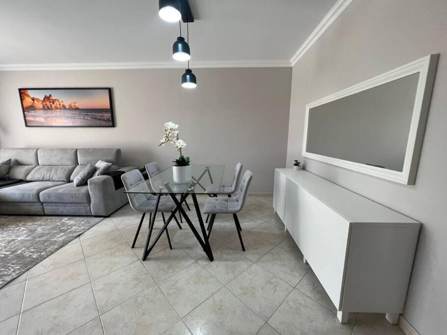 Luxury Modern Beach Apartment Куартейра Екстер'єр фото